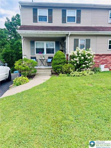 907 Lenape Cir, Catasauqua, PA 18032