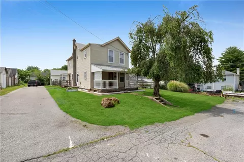 206 Perkiomen St, Emmaus, PA 18049