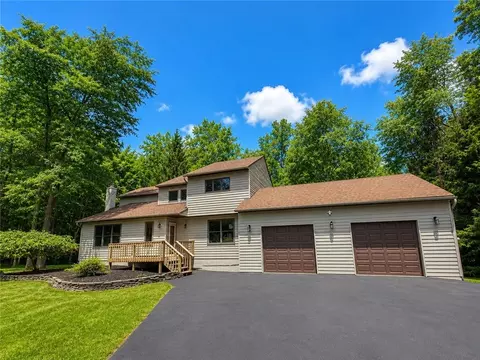 419 Main St, Lehigh Twp, PA 18326