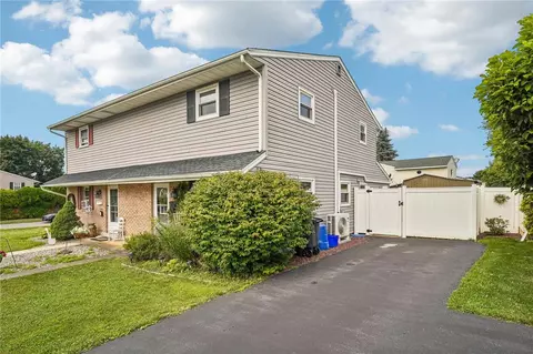 85 Faith Dr, Catasauqua, PA 18032