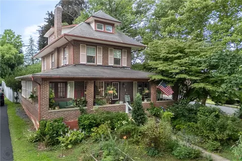 26 N 14th St, Easton, PA 18042