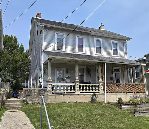 438 Bridge St, Catasauqua, PA 18032