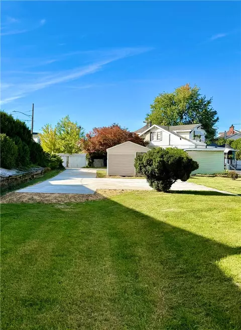 Exterior - 720 Park St, Fullerton, PA 18052 photo 4 of 4