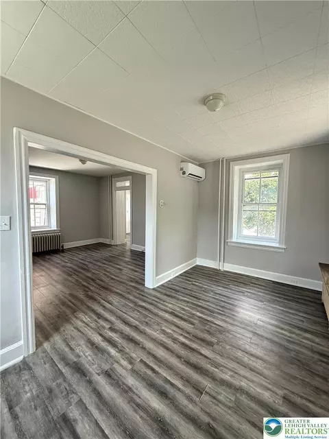 Living - 720 Park St, Fullerton, PA 18052 photo 3 of 4