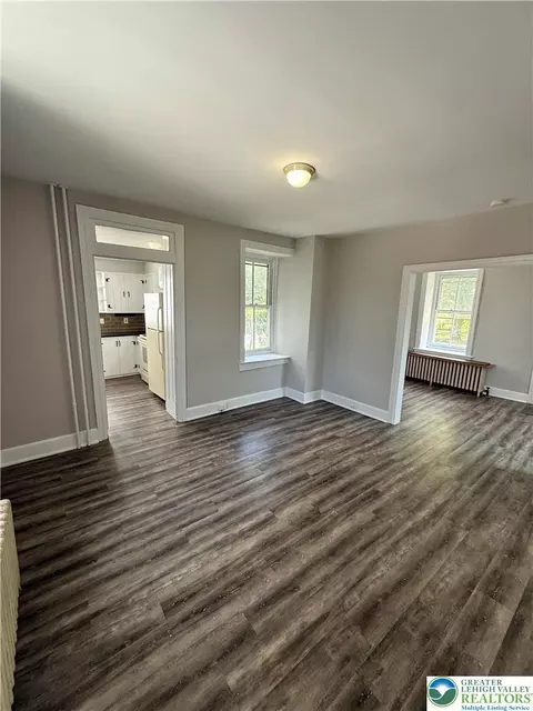 Living - 720 Park St, Fullerton, PA 18052 photo 2 of 4