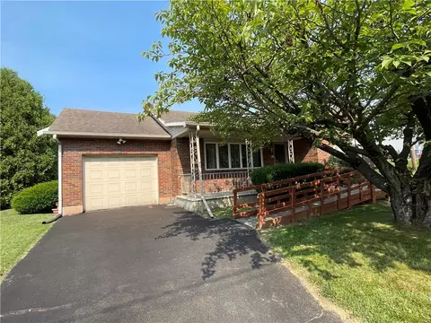 884 N Kearney St, Allentown, PA 18109