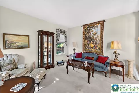 Living - 1862 Gregory Pl, Hellertown, PA 18055 photo 4 of 7