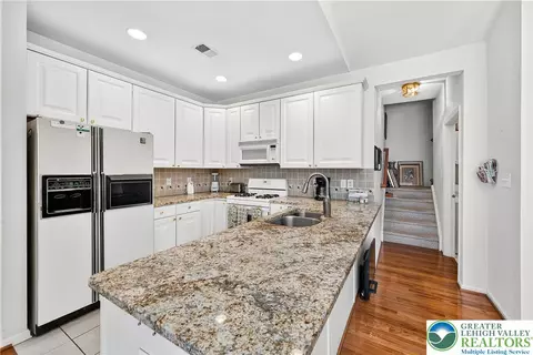 Kitchen - 1862 Gregory Pl, Hellertown, PA 18055 photo 3 of 3
