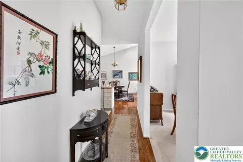 Entry Way - 1862 Gregory Pl, Hellertown, PA 18055 photo 4 of 4