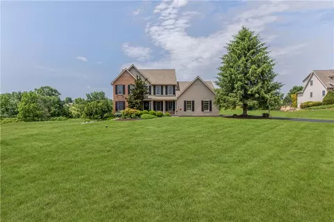 5432 Fells Creek Rd, Schnecksville, PA 18078