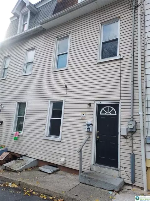 408 Spruce St, Allentown, PA 18102