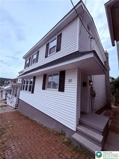 37 Jones, Lansford, PA 18232