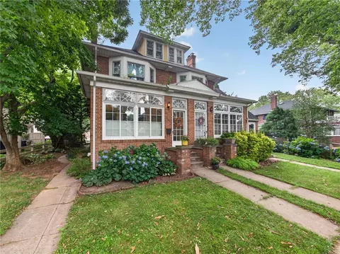 2445 W Allen St, Allentown, PA 18104