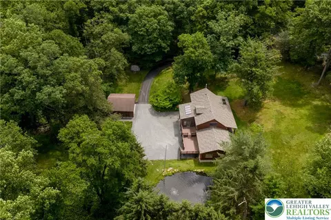 3591 Dogwood Ln, Riegelsville, PA 18077