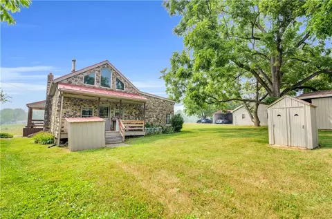 3390 Mountain Rd, Hamburg, PA 19526