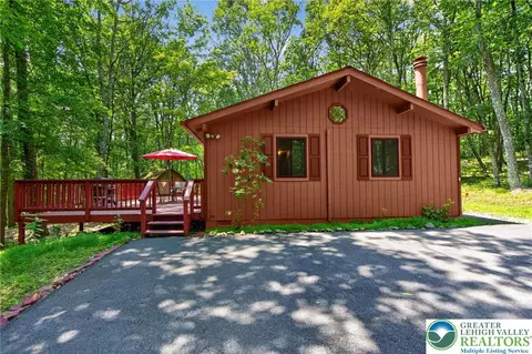 1137 Grand Mesa Dr, Saylorsburg, PA 18353