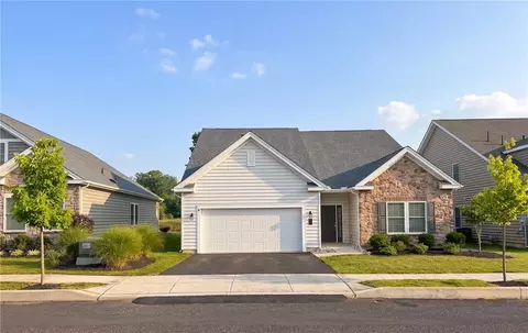 3760 Founders Xing, Easton, PA 18045