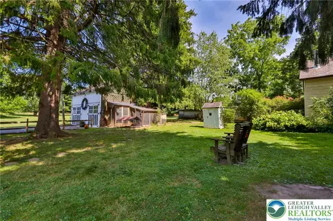 Exterior - 666 Point Phillips Rd, Bath, PA 18014 photo 19 of 24