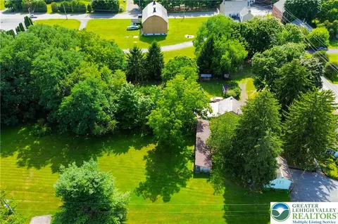 View/Area - 666 Point Phillips Rd, Bath, PA 18014 photo 11 of 11