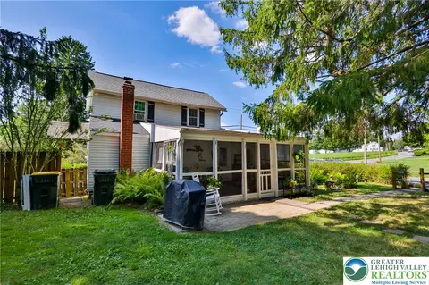 Exterior - 666 Point Phillips Rd, Bath, PA 18014 photo 18 of 24
