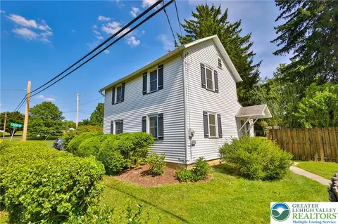 Exterior - 666 Point Phillips Rd, Bath, PA 18014 photo 4 of 24