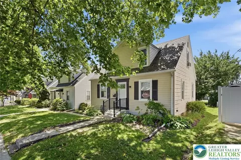 868 N Irving St, Allentown, PA 18109