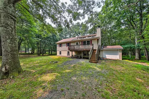 85 Caedman Dr, Albrightsville, PA 18210
