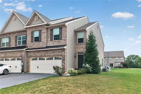 1497 Caspian St, Allentown, PA 18104