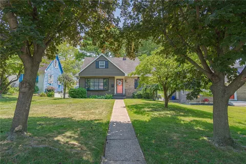 1536 Bushkill St, Easton, PA 18042