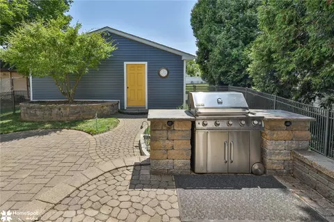 Exterior - 320 High St, Hellertown, PA 18055 photo 4 of 8