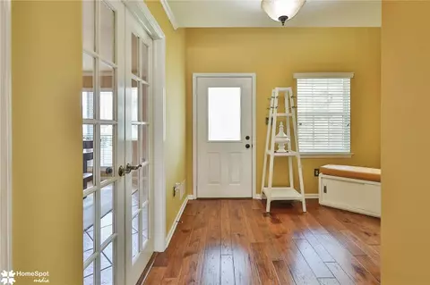 Entry Way - 320 High St, Hellertown, PA 18055 photo 1 of 3