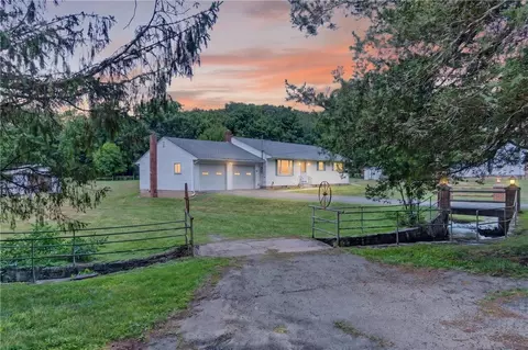 51 Reynolds Rd, Tamaqua, PA 18252