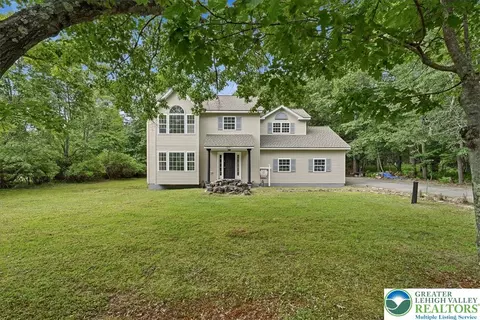 167 Bull Run, Long Pond, PA 18334