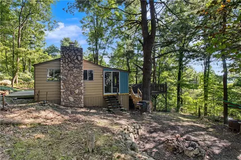 435 Duke Ln, Eldred Twp, PA 18056