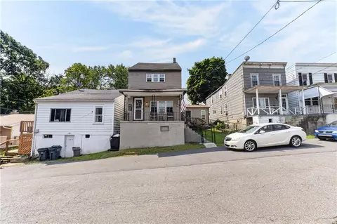 212 Walnut St, Pottsville, PA 17901
