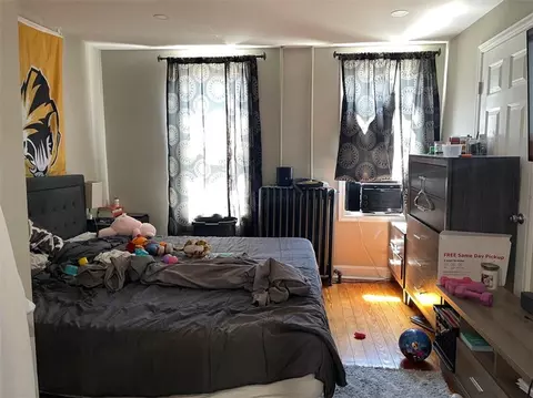 Bedroom - 57 E Garrison St, Bethlehem, PA 18018 photo 4 of 6