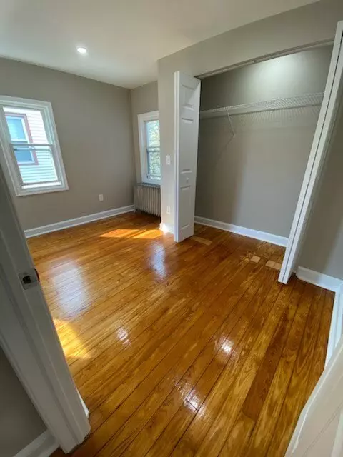 Bedroom - 57 E Garrison St, Bethlehem, PA 18018 photo 5 of 6