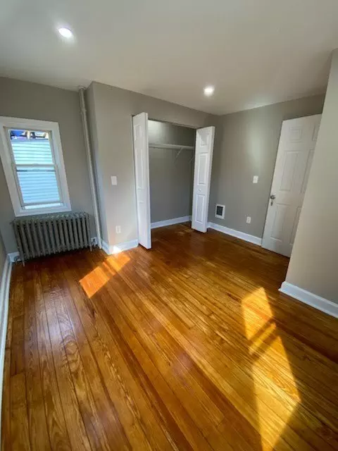 Bedroom - 57 E Garrison St, Bethlehem, PA 18018 photo 6 of 6