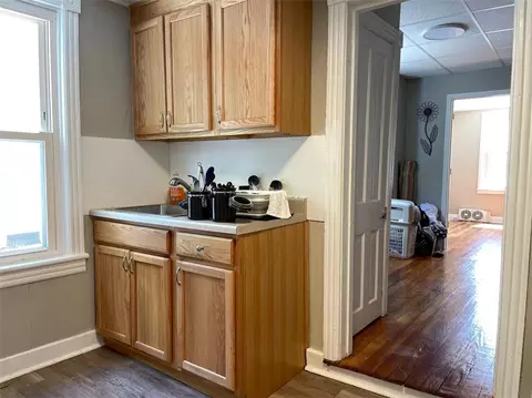 Kitchen - 57 E Garrison St, Bethlehem, PA 18018 photo 4 of 8