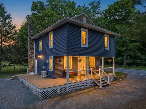 5898 Route 191, Paradise Valley, PA 18326