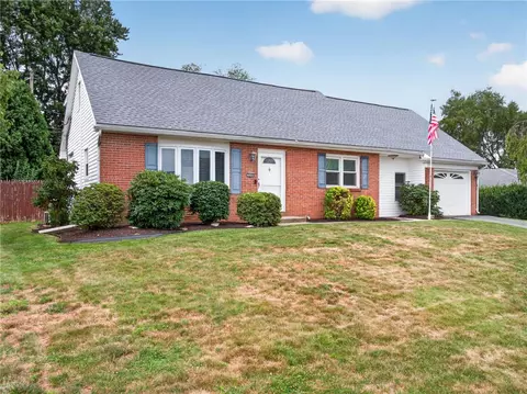 3046 Ridon Ct, Bethlehem, PA 18020