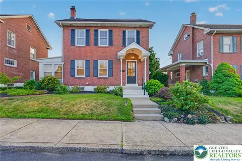 430 N 2nd St, Emmaus, PA 18049