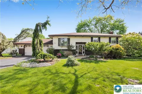 4468 Thebes Turn, Whitehall, PA 18052