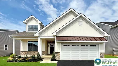 328 Abby Rd, Macungie, PA 18062