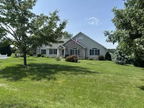 9404 Kaspar Ct, New Tripoli, PA 18066