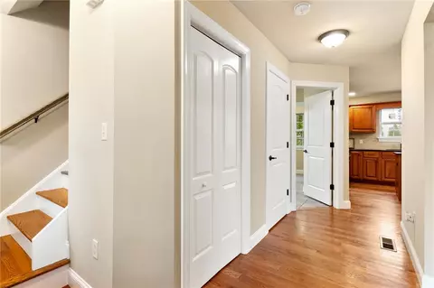 Entry Way - 355 Adrain St, Emmaus, PA 18049 photo 2 of 4