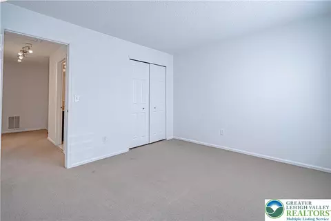Bedroom - 1981 Willings Ln, Hellertown, PA 18055 photo 6 of 6