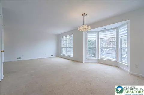 Living - 1981 Willings Ln, Hellertown, PA 18055 photo 1 of 5