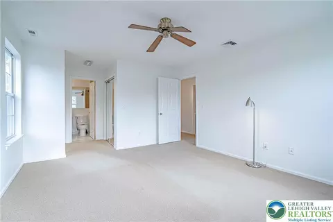 Bedroom - 1981 Willings Ln, Hellertown, PA 18055 photo 4 of 6