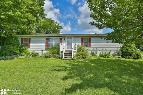 Exterior - 94 Juniper Ct, Bath, PA 18014 photo 6 of 6